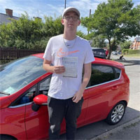 driving lessons chaddeden