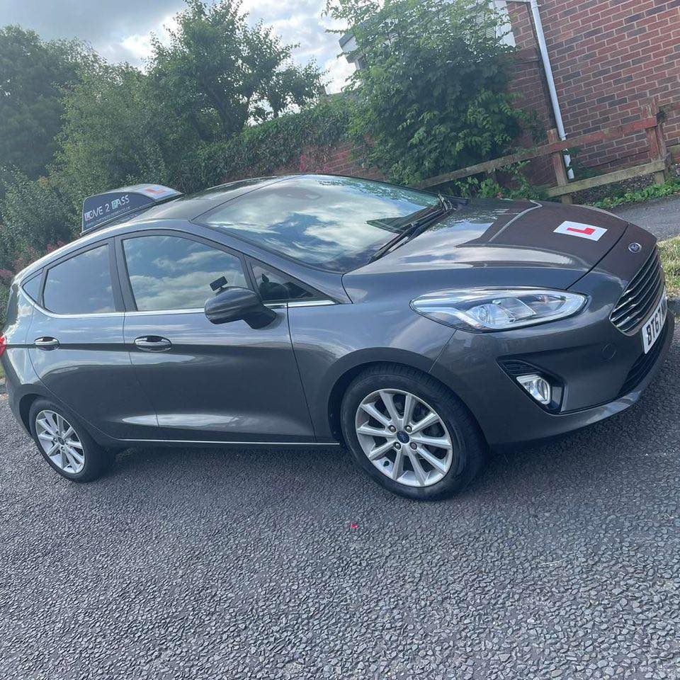 what is the best driving school in derby?